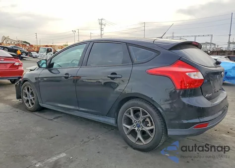 2014 Ford Focus Se z USA, uszkodzony, nr VIN 1FADP3K23EL326027